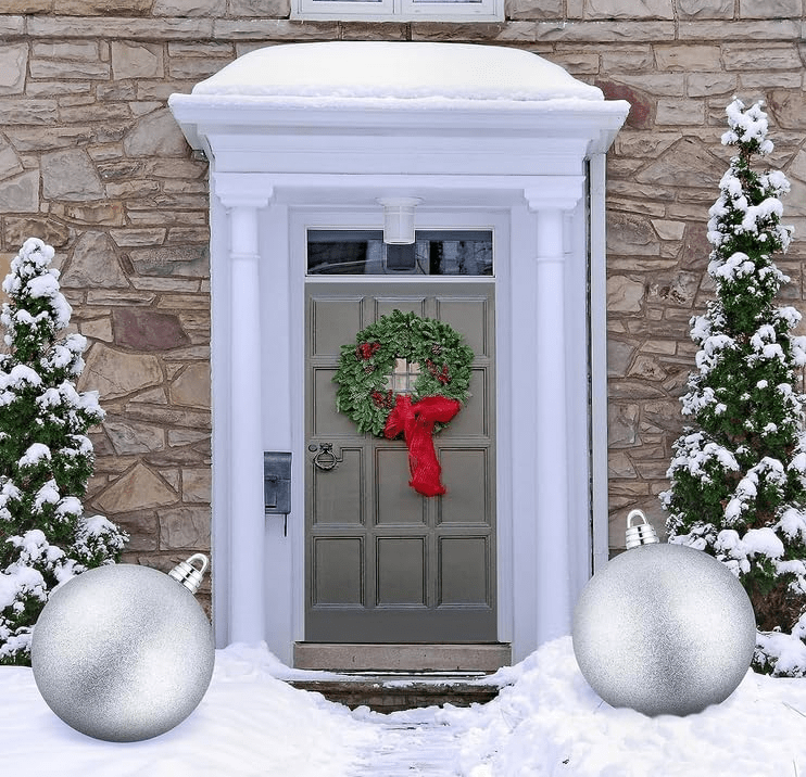 Huge Christmas balls (20/30cm diameter) - BigStuff.ae