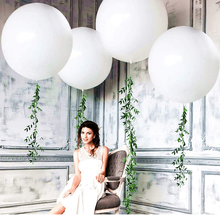 Oversized Balloons - BigStuff.ae